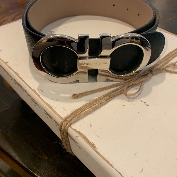 Salvatore Ferragamo Accessories - Salvatore Ferragamo Belt reversible